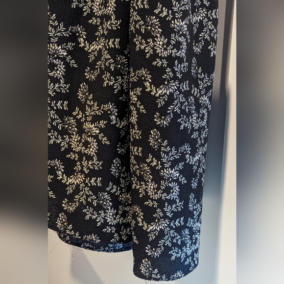 Max Studio Tiered long sleeve maxi dress floral small - Picture 3 of 6